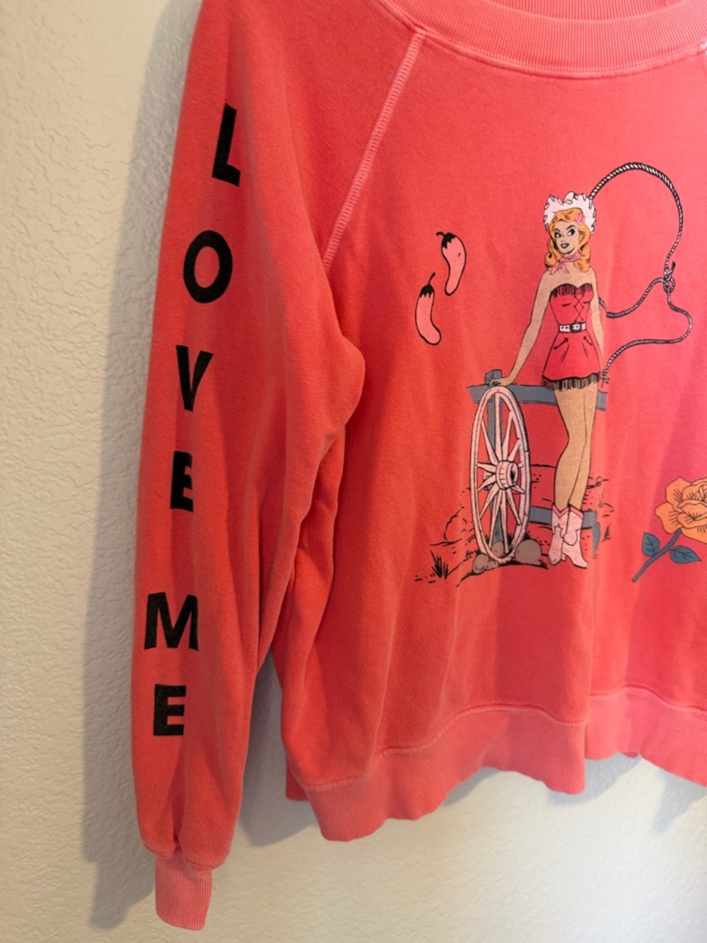Wildfox Couture Love Me Tender Sommers Sweatshirt Pigment Hot Lipstick Pink XS - Picture 4 of 7
